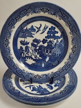 THREE Churchill Willow Blue Dinner Plates (Blue Willow) Georgian Shape